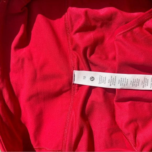 Lululemon Speed Up Shorts - Picture 5 of 6